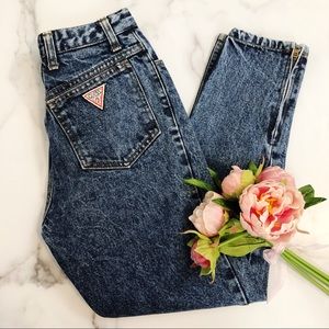 Guess vintage acid washed high rise mom jeans 29